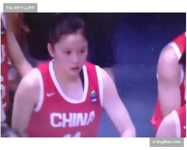 中国U16女篮亚洲杯半场狂揽30个篮板李沅珊砍下15分助力稳进四强